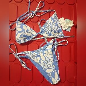 Roxy Sundaze Tiki Tri And Cheeky Side Tie Bikini set